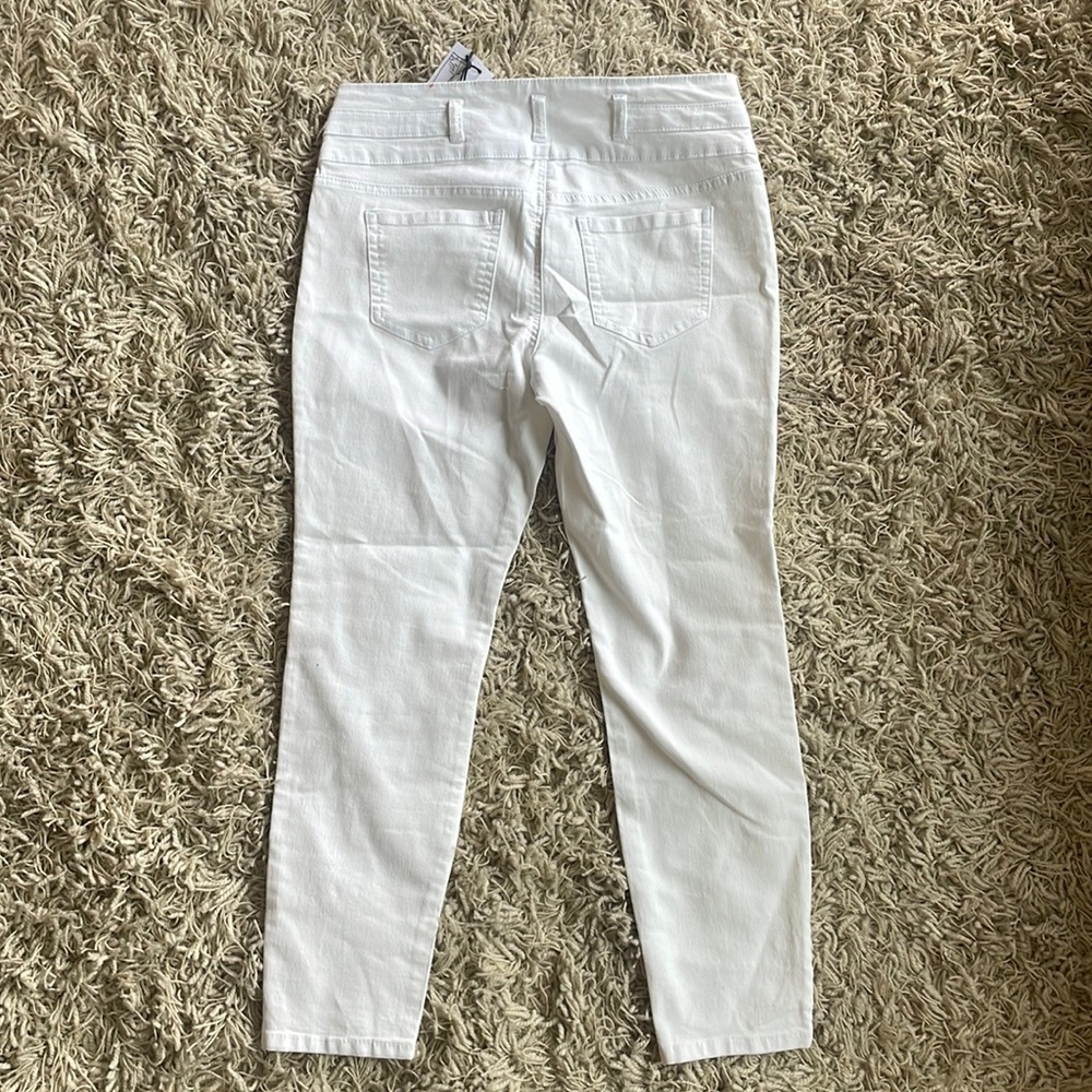 White pants - Picture 4 of 4